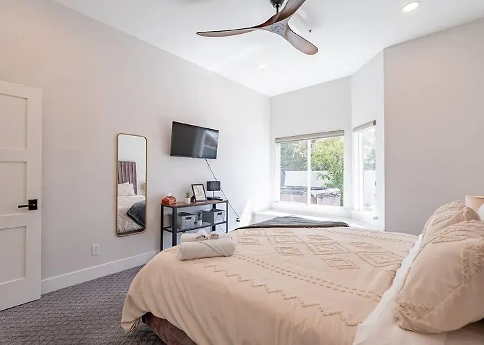 Apartment 7 Bed Heated Pool And Golf