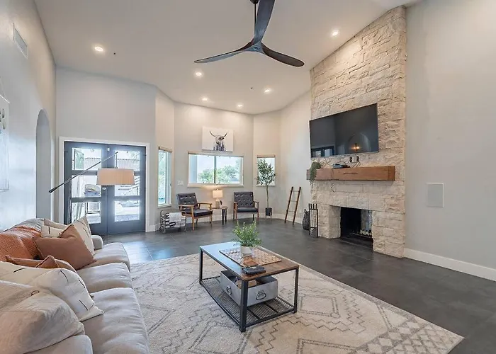 Apartment 7 Bed Heated Pool And Golf *
