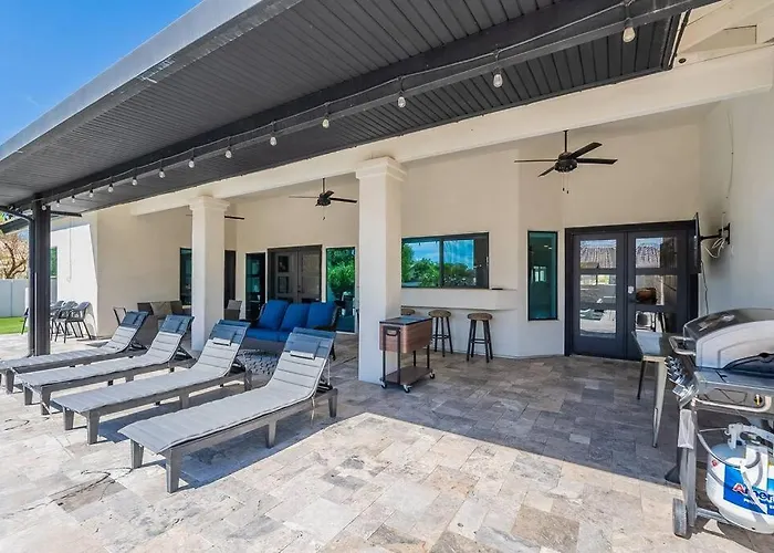 7 Bed Heated Pool And Golf Scottsdale