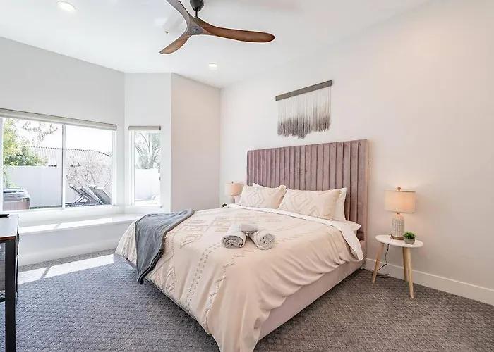 Apartment 7 Bed Heated Pool And Golf *
