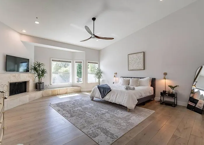 Apartment 7 Bed Heated Pool And Golf Scottsdale