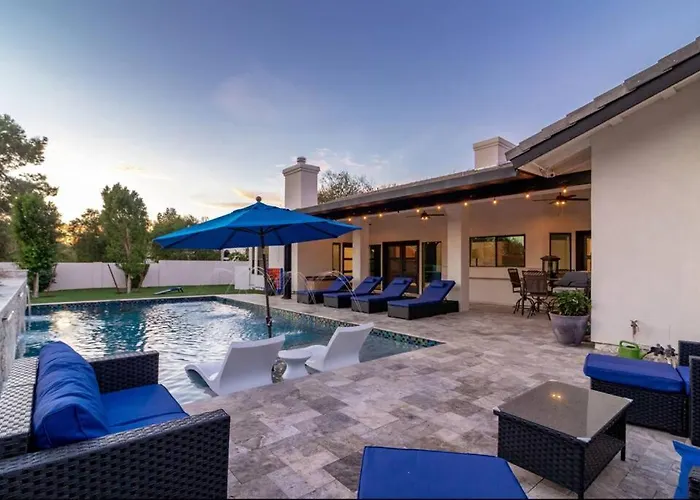 Apartment 7 Bed Heated Pool And Golf